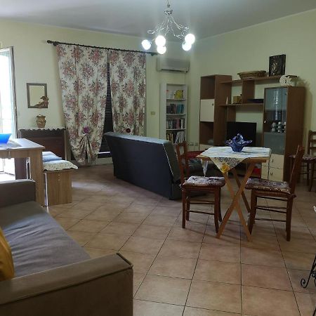 Villa Relax House à Giardini-Naxos Extérieur photo